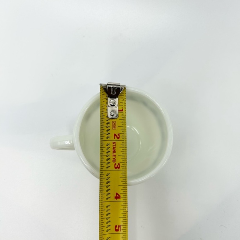 Pyrex cup. - Picture 12 of 13